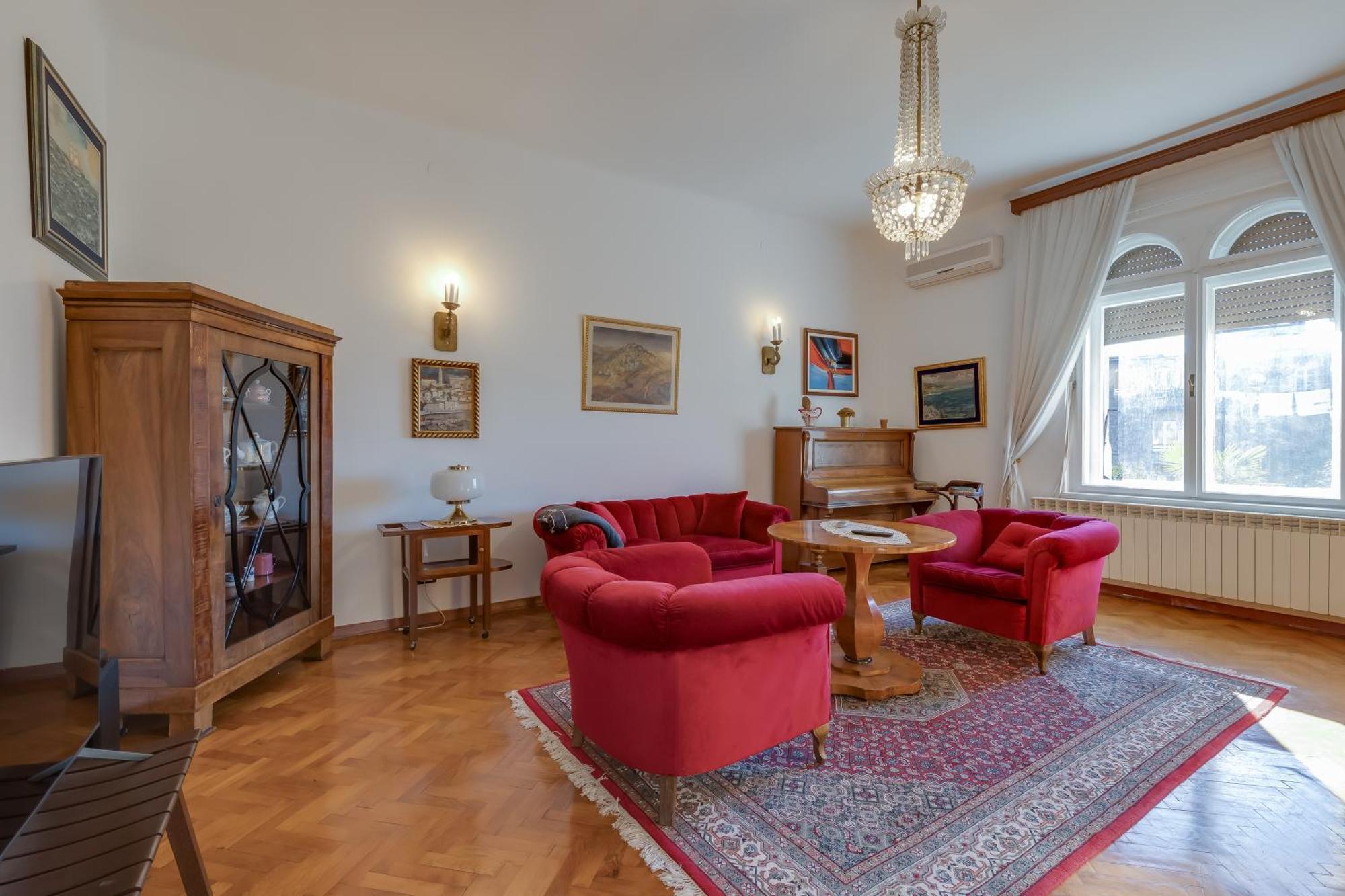 City Apartment With Garden - Happy Rentals Fiume Kültér fotó